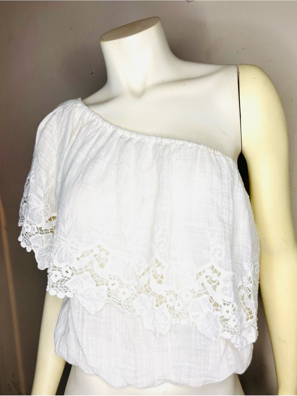 O'Neill Ivory Gauze One-Shoulder Top